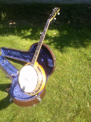 1976 Ibanez Artist Banjo Upright Front In Case 20110911