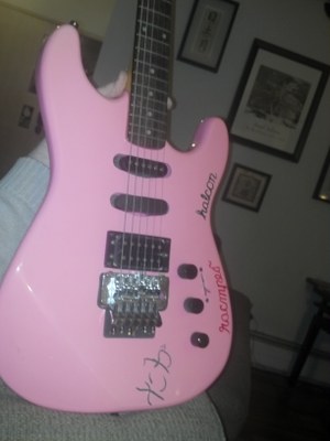 pink fender front body